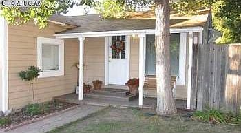 1st image of 400 Nob Hill Dr