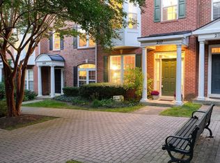 2117 Darcy Green Pl, Silver Spring, MD 20910