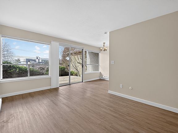 4th image of 1330 12th Ave S #11545574