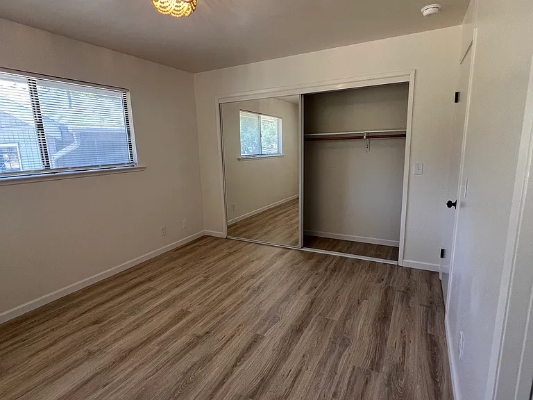 10125 Atascadero Ave #B — Photo 35