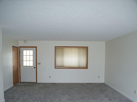 5th image of 6786 Windwood Dr