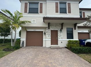 10024 SW 231st Ln, Miami, FL 33190