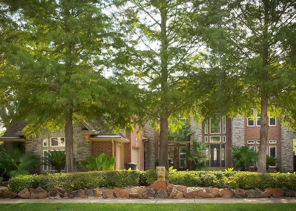 1st image of 2735 Peninsulas Dr
