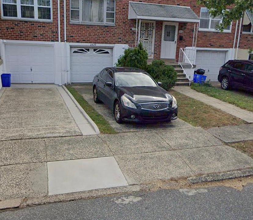 the front stormdoor has been newly replaced.