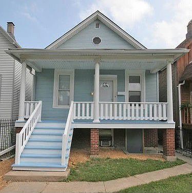 1st image of 2851 N Maplewood Ave #1