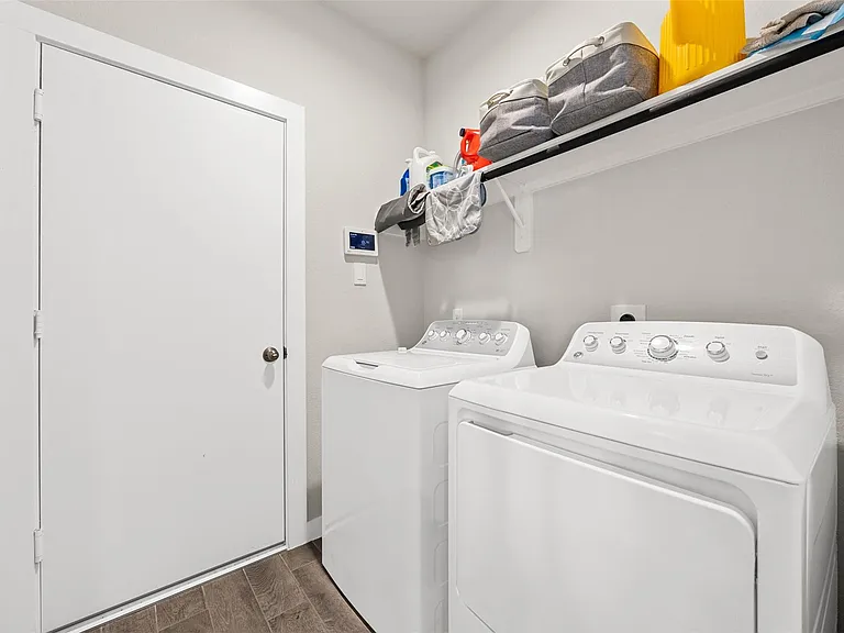 27014 Wandering Glen Ln — Photo 17