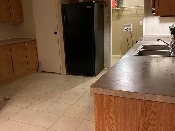 1067 Arch Cook Rd, Pelham, NC 27311