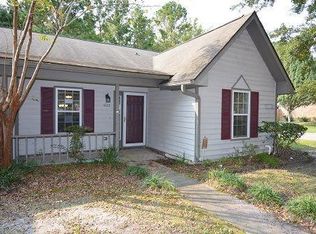 621 Temple Rd #B, Ladson, SC 29456