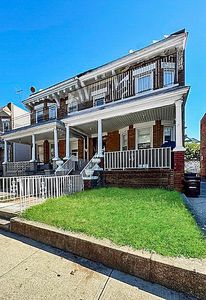 367 E 2nd St, Brooklyn, NY, 11218