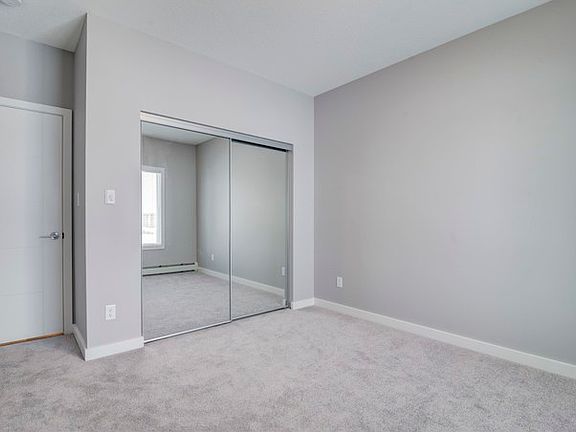 3rd image of 43A Avenue #754