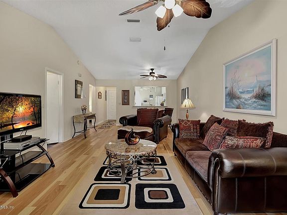 3rd image of 1104 Sea Hawk Dr