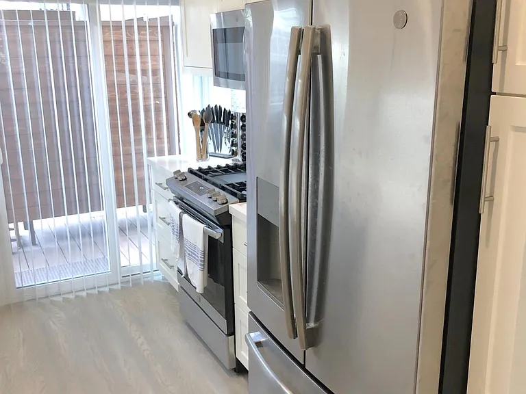 Right Side of Kitchen