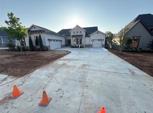 1740 Parkwood Ave, Edmond, OK 73034