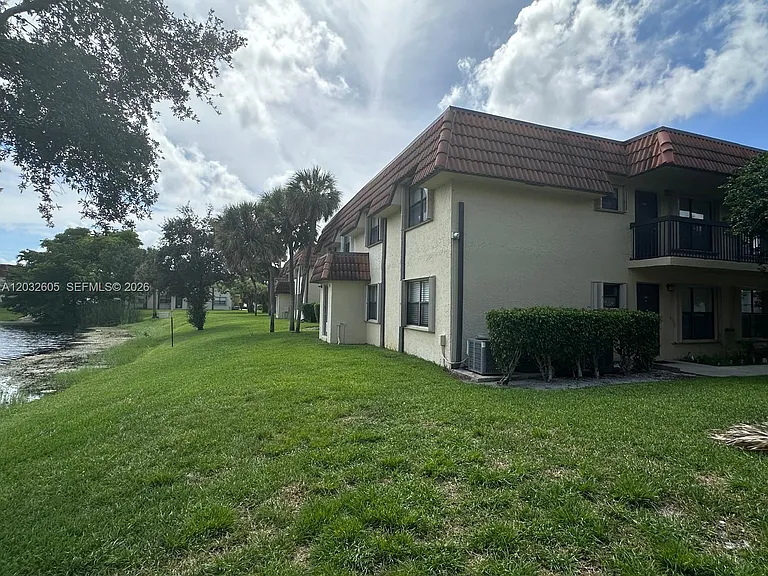 10050 NW 6th St #202 — Photo 26