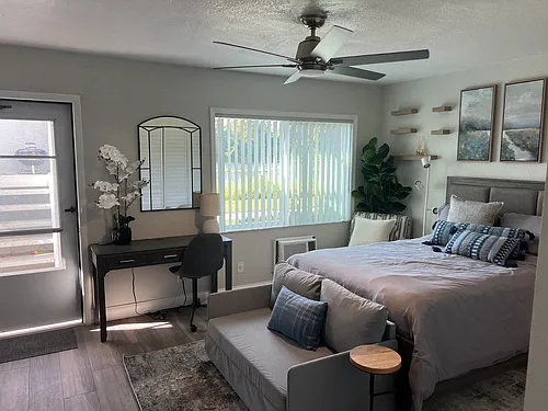 4141 Dolphin Dr #4141 Photo 1