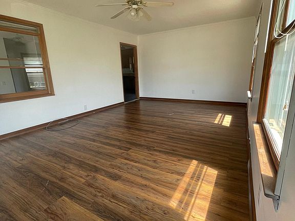 living room or third bedroom