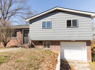 2983 E Freedom Cir, Ooltewah, TN 37363