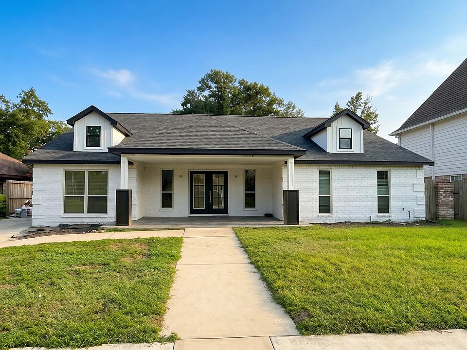 1st image of 1031 Richelieu Ln