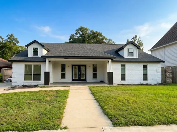 1031 Richelieu Ln, Houston, TX 77018