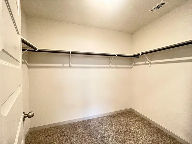 110 Krause Springs Dr — Photo 28
