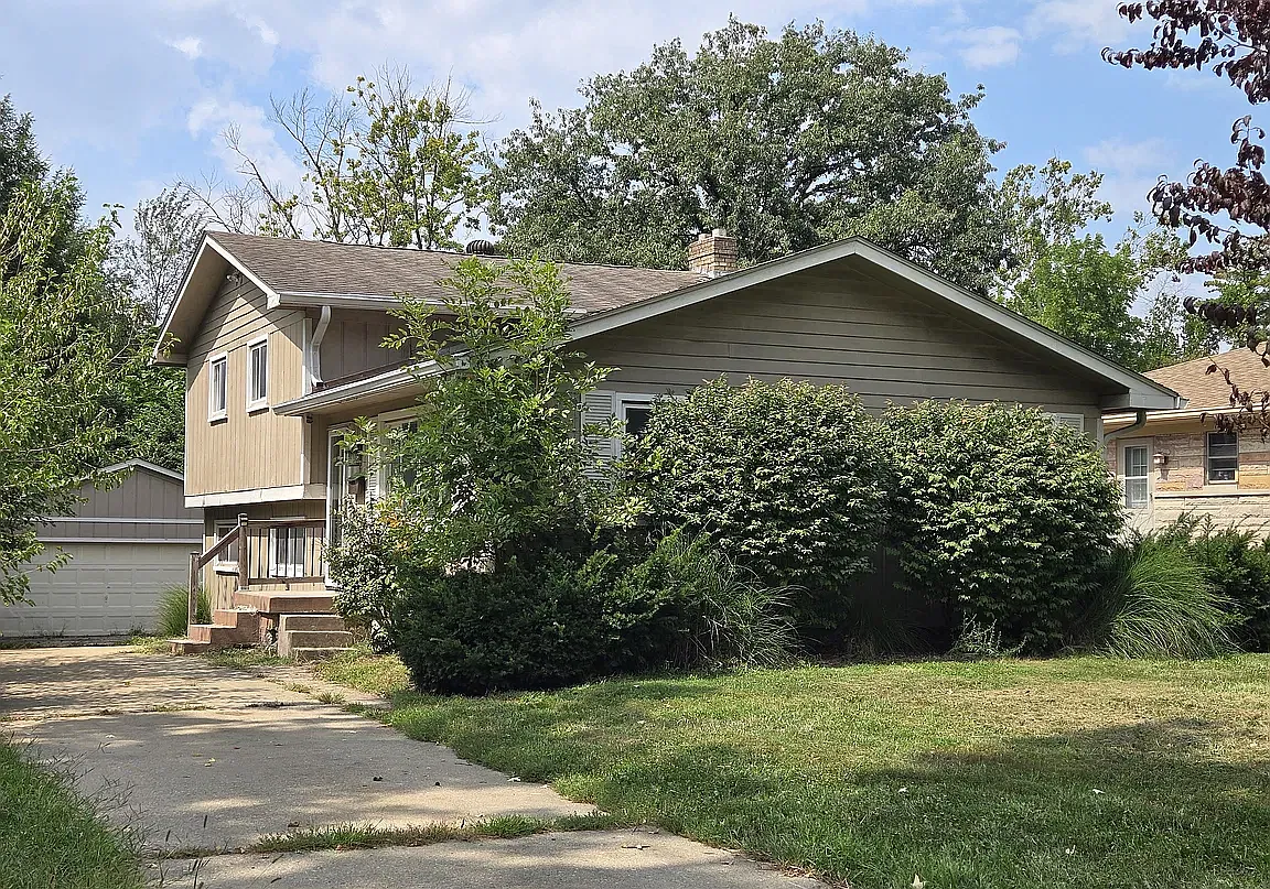 3 bed, 1680 sqft, $1,795 — Photo 2