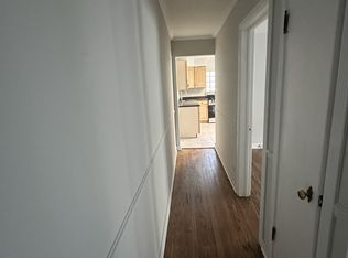 2546 W. Touhy Ave # 2E, Chicago, IL 60645