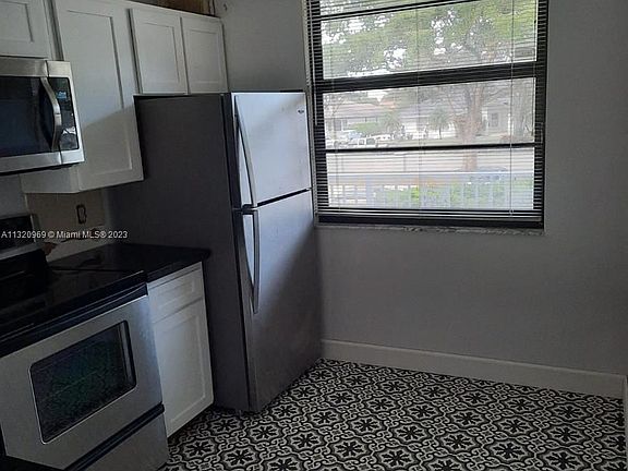 2nd image of 3626 Whitehall Dr APT 201