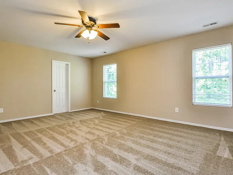 3121 Varcroft Rd — Photo 9