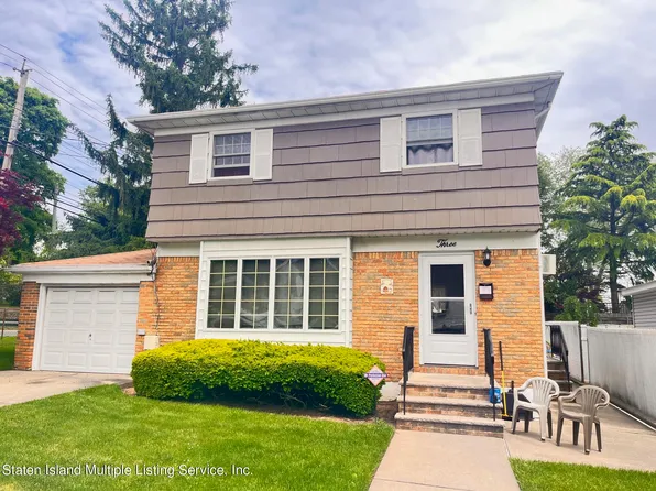 3 Locust Ave, Staten Island, NY 10306