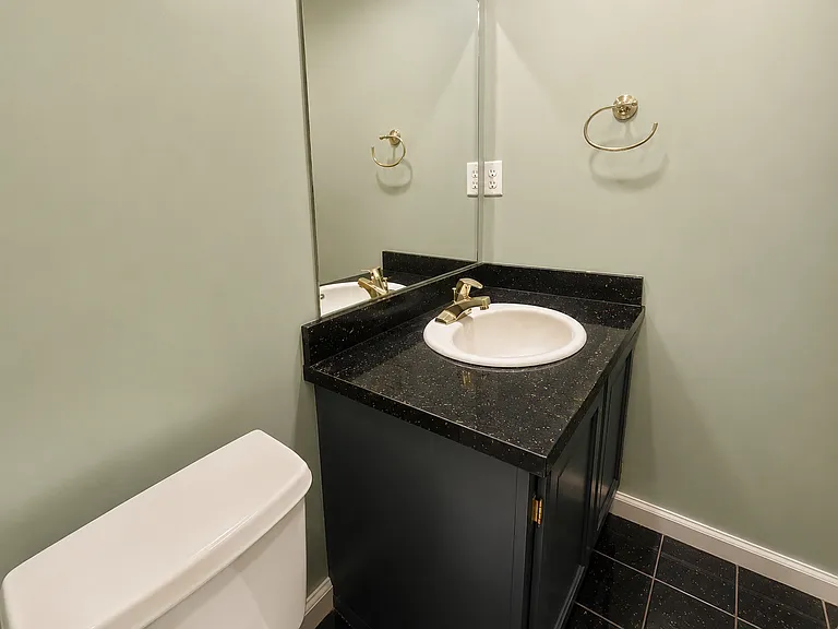 2 Twin Oak Ct — Photo 14