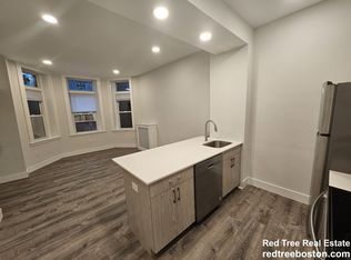 28 Queensberry St APT 7, Boston, MA 02215