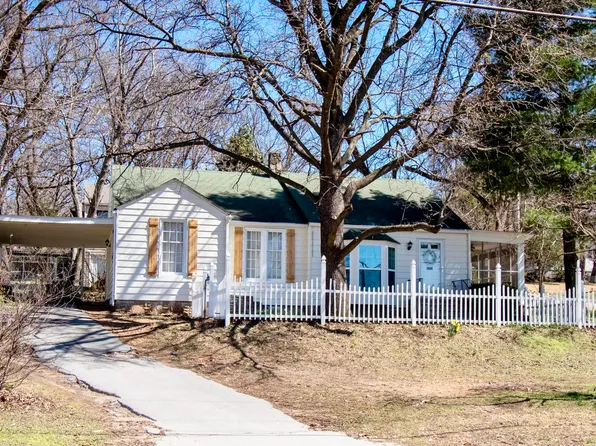 125 S Valley Street, Neosho, MO 64850