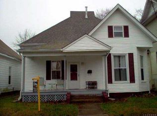 127 NE 1st St, Shelbyville, IN 46176