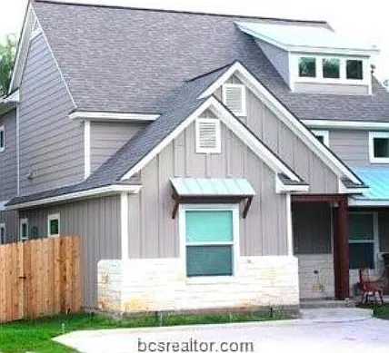101 W Brookside Dr