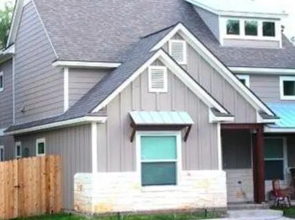 101 W Brookside Dr, Bryan, TX 77801