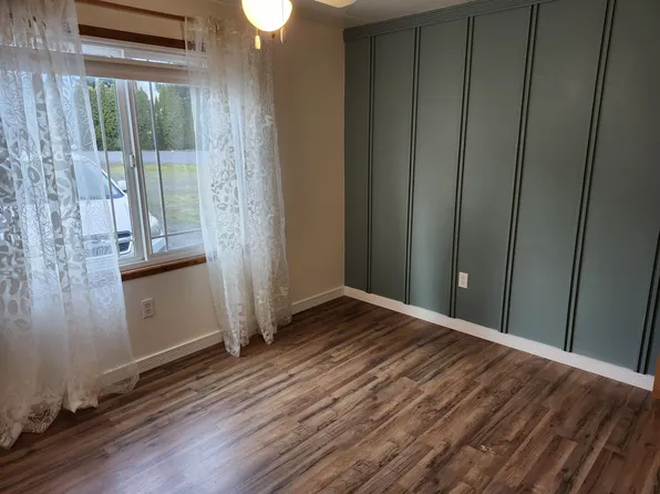 970 Indian Creek Rd, Hood River, OR 97031