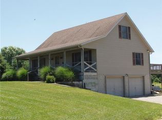 2455 Wesley Chapel Rd, Zanesville, OH 43701