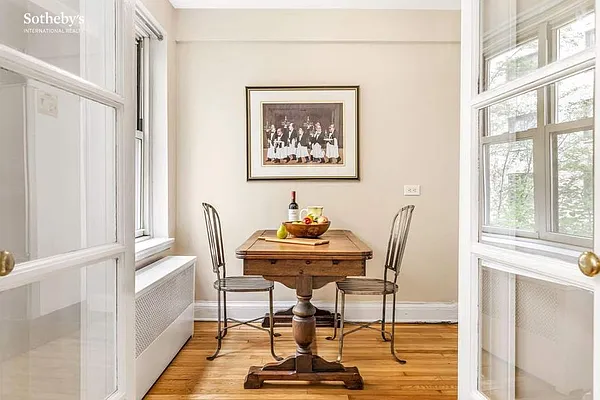 Sold by Sotheby's International Realty | media 5