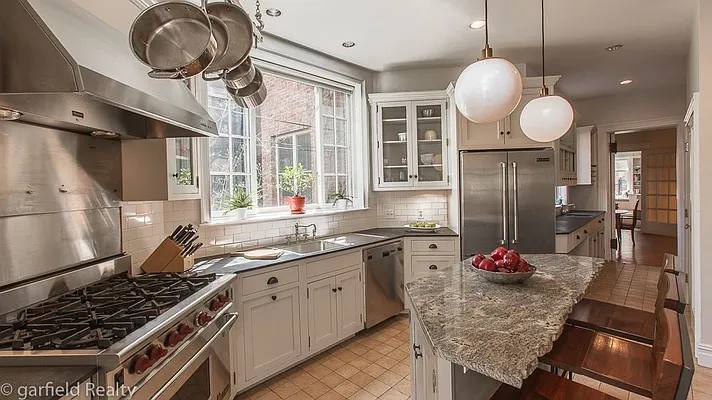 Rented by Garfield Realty  | media 9