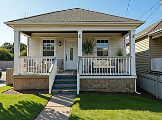 139 Harmony Ave, Hamilton, ON L8H4Y4