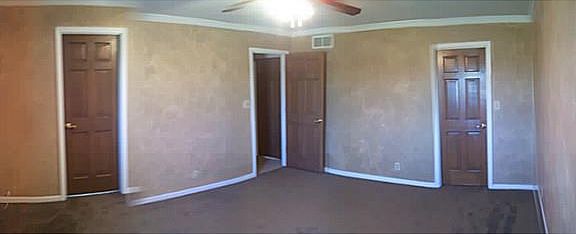 5th image of 136 Twinbrook Pl