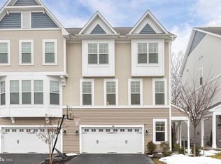 31 Greensborough Rd, Reisterstown, MD 21136