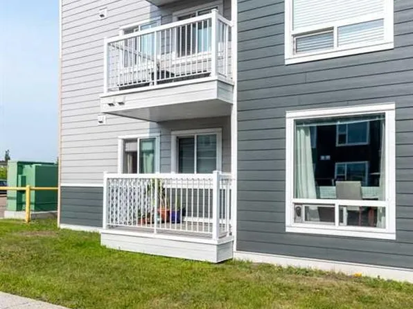 5101 W 18th St #101B, Lloydminster, AB T9V 2G7