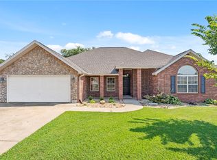 725 Todd Cir, Pea Ridge, AR 72751