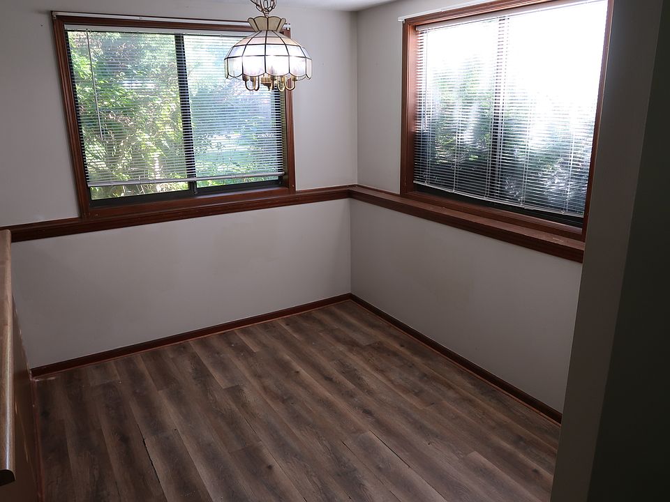 1st image of 4733 Circle Shore Dr SE