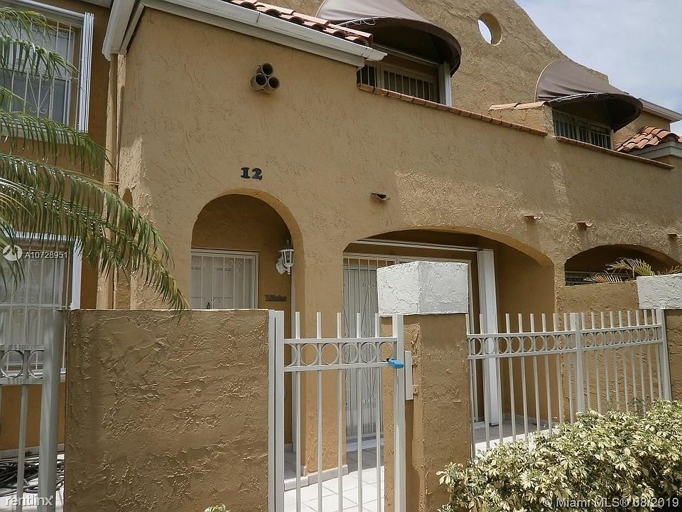 1st image of 365 NW 84th Ct APT 9
