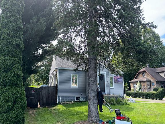 3rd image of 2441 Norcross Rd