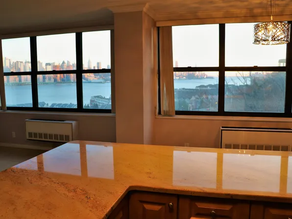 7000 Blvd East image 12 of 39