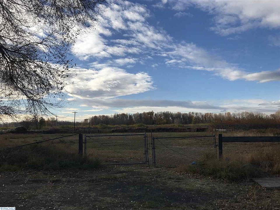 2nd image of 1790 Yakima Valley Hwy