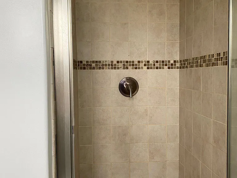 4541 Saint Elmo Dr — Photo 23